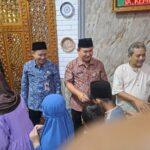 Santuni 60 Anak Yatim dan Piatu, RW 05 Jembatan Besi Gelar Peringatan Muharram 1448 H